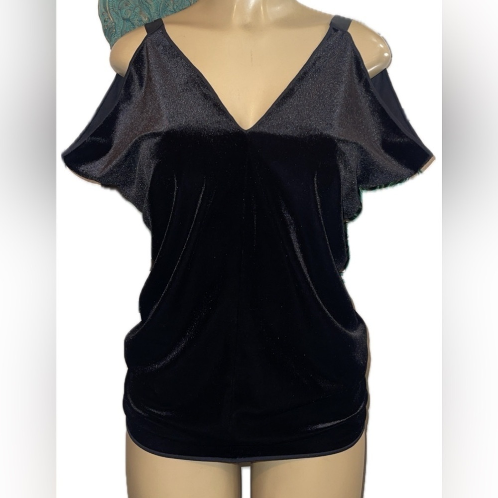 Wolford Elegant Black Velvet Cold-Shoulder Top  S NWT Flawed